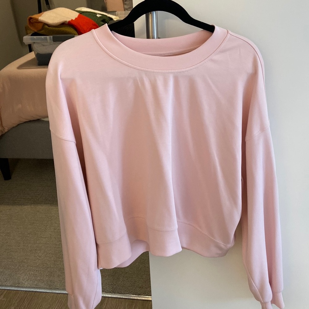 Lululemon sweatshirt